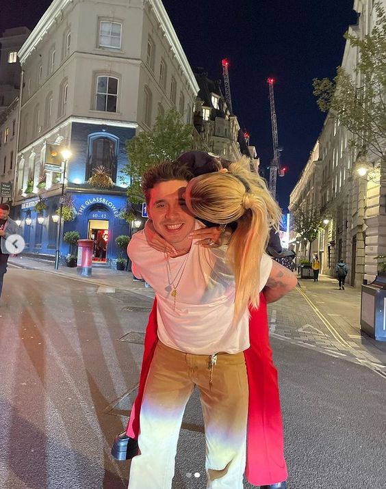 Brooklyn Beckham i Nicola Peltz