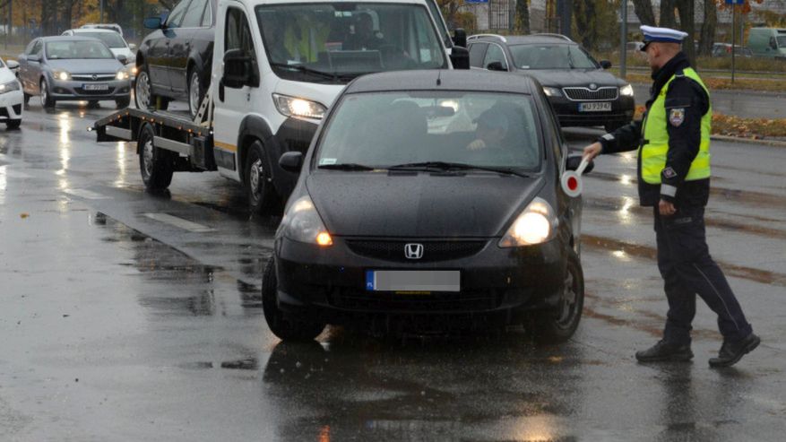 W całym kraju w akcji udział biorą 1282 stacje kontroli pojazdów