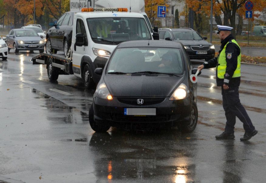 Druga odsłona akcji "Twoje światła – nasze bezpieczeństwo". Warto skorzystać