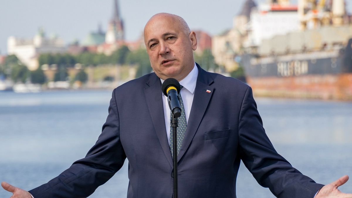 Wizyta Premiera Mateusza Morawieckiego w Szczecinie11.06.2021 Szczecin. Wizyta premiera Mateusza Morawieckiego. Polski Lad Fot Sebastian Nowik/REPORTER n/z: Joachim BrudzinskiSebastian Nowik/REPORTER