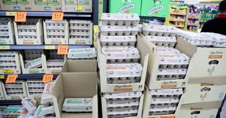 Zaczyna się panika jajeczna? Przed Wielkanocą "będzie ciężko"