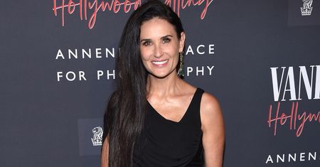 Dawne zdjęcia Demi Moore. Aktorka otrzymała uroczy prezent urodzinowy od córek