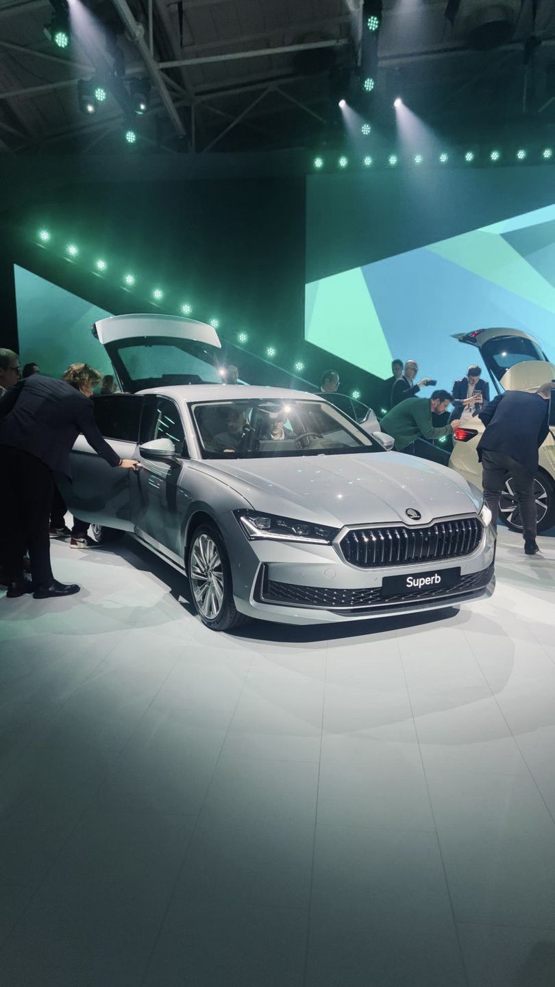 Nowa Škoda Superb