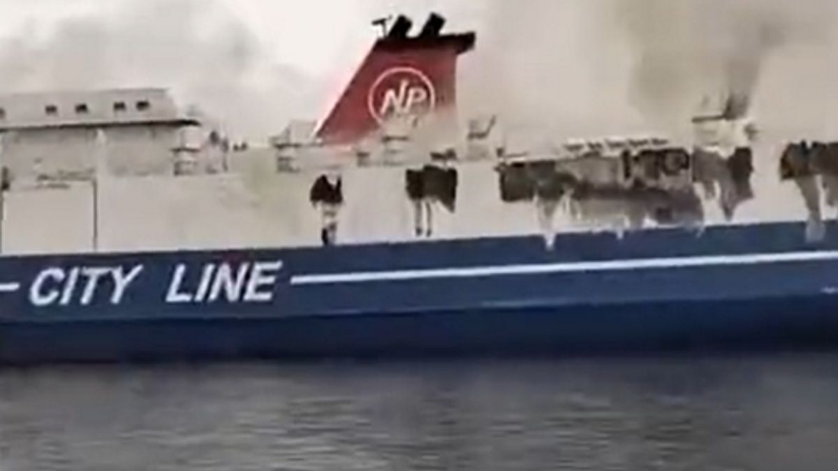 Statek zaczął płonąć