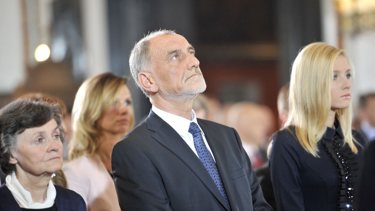 Ojciec Andrzeja Dudy czeka na szczepionkę