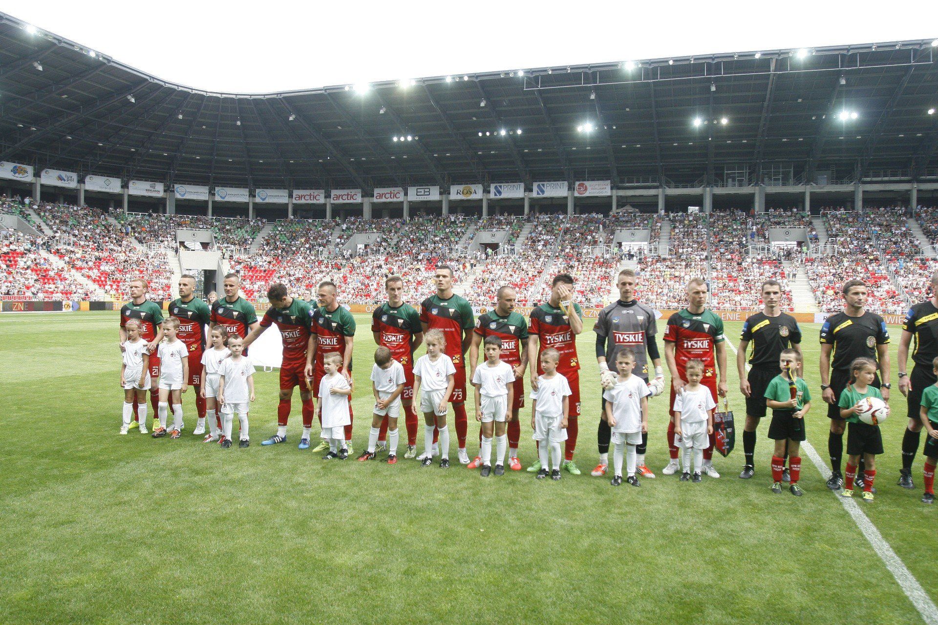 Dokładnie 10 lat temu otwarto Stadion Miejski w Tychach. W pierwszym meczu w obecności 13 tys. widzów GKS Tychy zagrał w FC Koeln