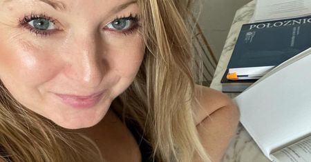 "Trzeba przysiąść do książek i tyle". Ginekolożka Aleksandra Przybylska o egzaminie specjalizacyjnym
