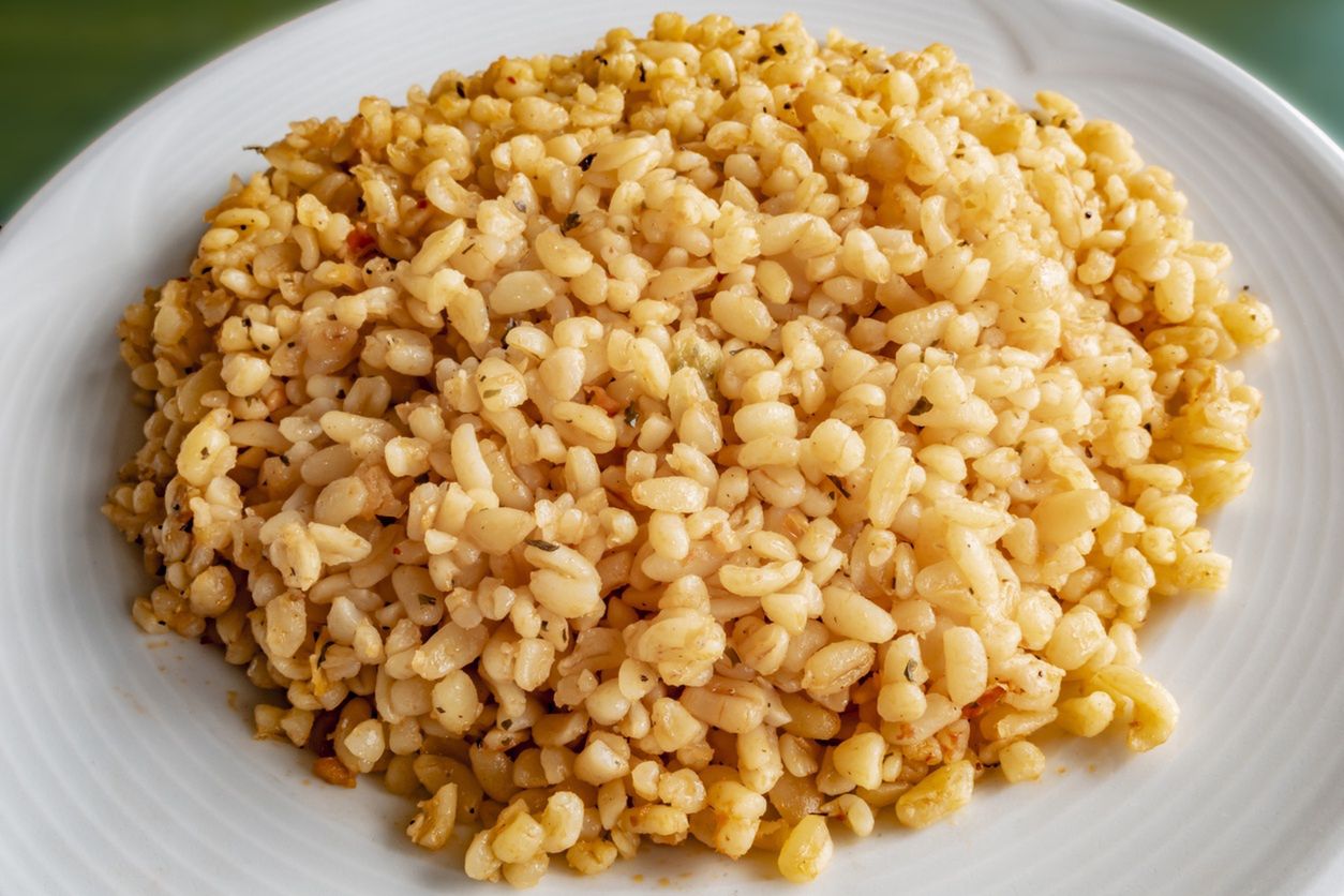 Kasza bulgur - właściwości i zastosowanie w kuchni