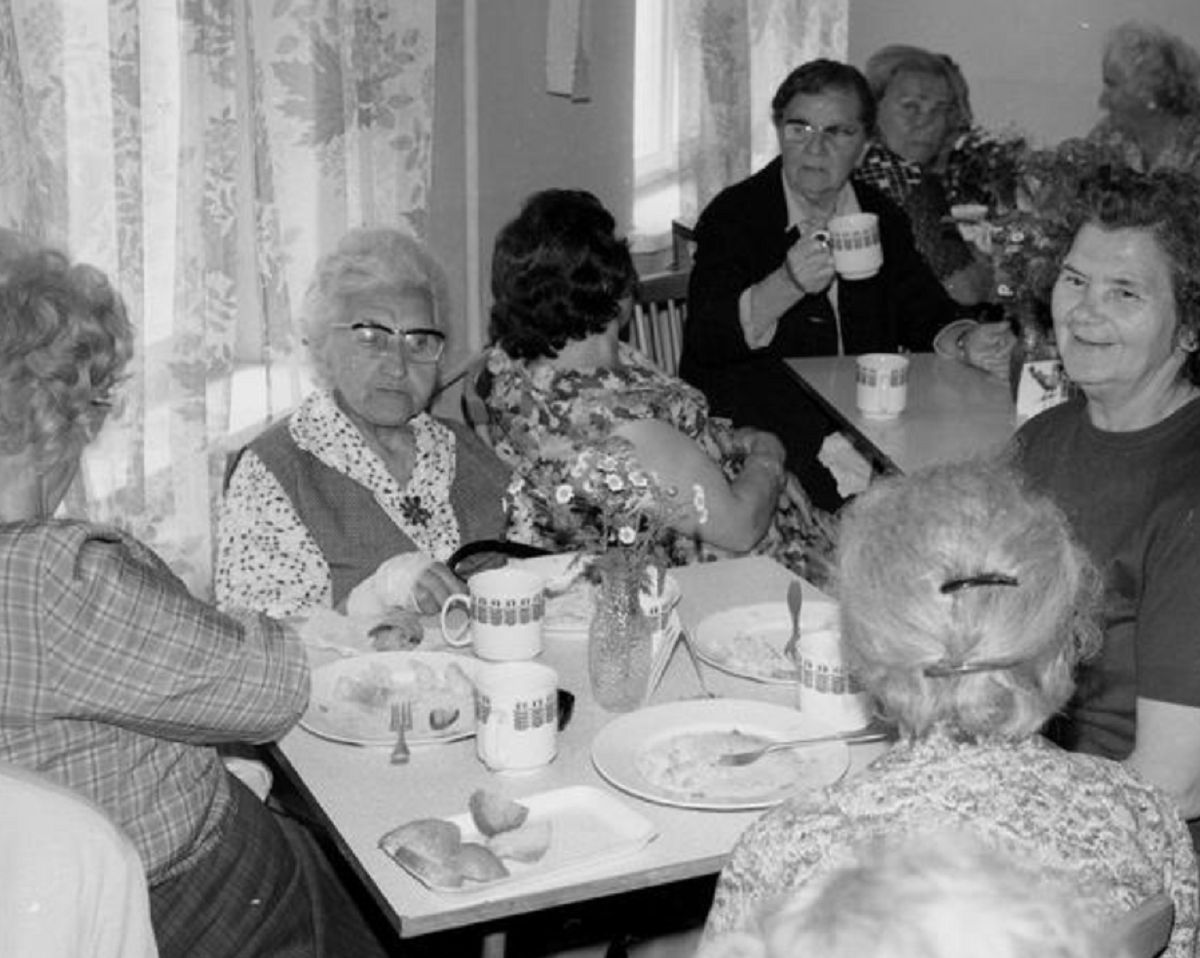 Wspomnienia z lat PRLu. Pamiętasz kultowe rozrywki?