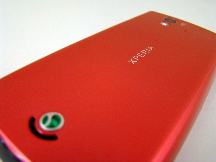 Sony Ericsson Xperia ray - test cz. 1 [sprzęt] 8