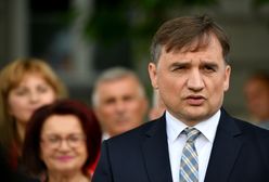 "Utrzymują się poważne obawy". Komisja Europejska oceniła działania resortu Ziobry