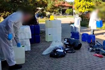 Nidzica: Tymczasowy areszt dla 29-latka za narkotyki i składowanie chemikaliów