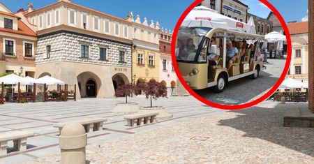 Zwiedzają miasto złotym meleksem. To prawdziwy hit wśród turystów