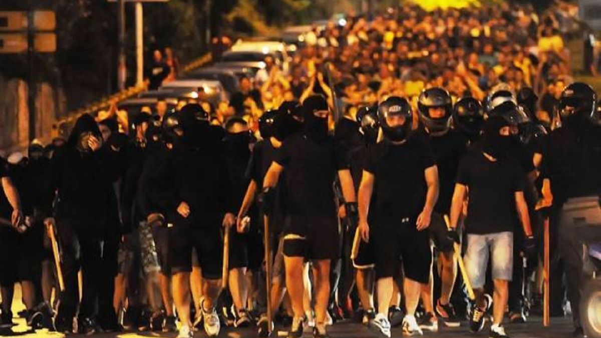 Kibice na ulicach Salonik