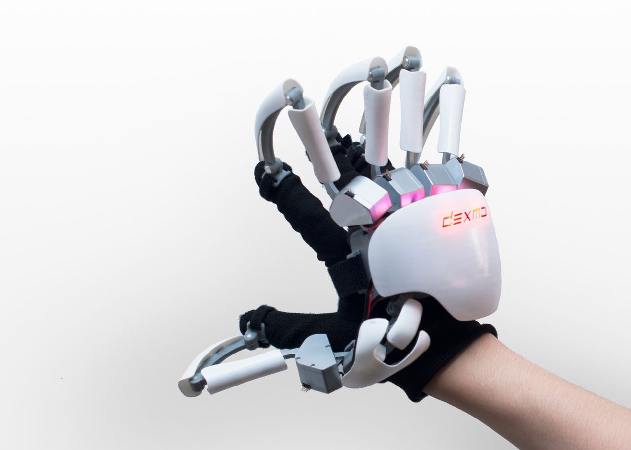 Egzoszkielet Dexmo: zaawansowana rękawica to VR nowej generacji