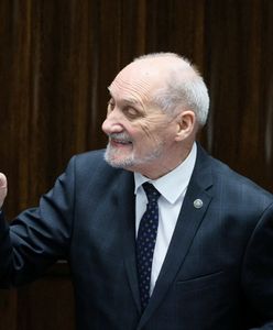 Dziwne zachowanie Macierewicza. Polityk nie chciał się tłumaczyć