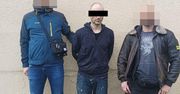 Desperacka ucieczka poszukiwanego 43-latka. Przez okno wyszedł na dach kamienicy