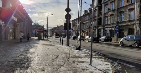 Kolejny fragment ul. Lubartowskiej z nowymi chodnikami. Prace ruszą wiosną