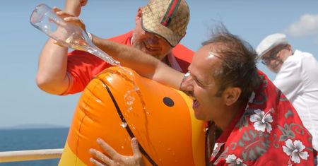 Co tam się dzieje?! Sławomir na wakacjach. "All inclusive" podbija sieć