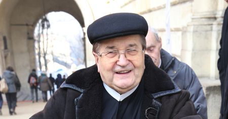 Do prokuratury złożono doniesienie na tekst o milionach Rydzyka! "Piękne rzeczy trzeba bronić!"