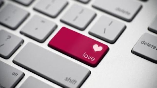 Człowiek może zakochać się w komputerze. A komputer w człowieku? 1