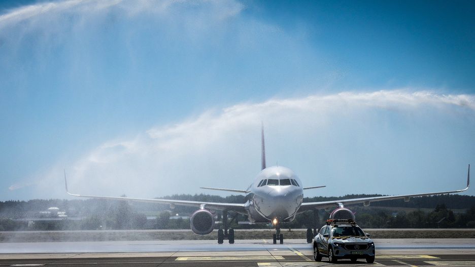 Dzięki temu zestawieniu, opartemu na rzetelnych danych, pasażerowie mogą sprawdzić, jakiego poziomu obsługi mogą się spodziewać ze strony linii lotniczych i lotnisk. 