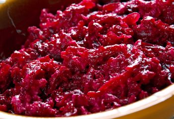 Buraczki zalewam mlekiem i podgrzewam. Teściowa łapała się za głowę, a teraz też robi takie do obiadu