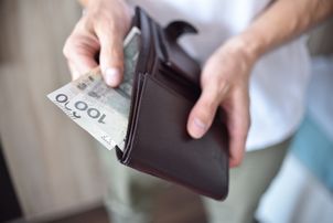 Od żywności przez psa po ZUS i mieszkanie. W 2027 mamy płacić więcej