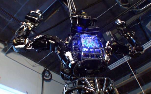 Terminator istnieje. Nazywa się Atlas i jest dziełem Boston Dynamics. Co potrafi? 1