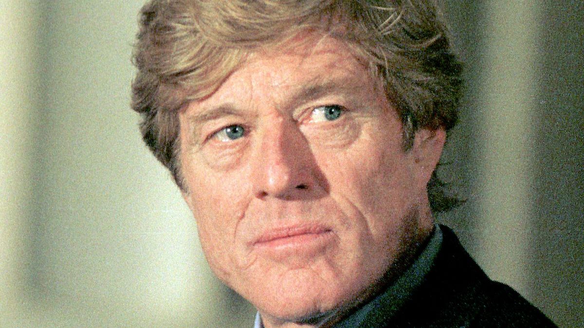 View of American actor Robert Redford (1936 - 2025) during the National Medal of Arts ceremony in the Andrew W Mellon Auditorium, Washington DC, January 9, 1997. (Photo by Ron Sachs/Consolidated News Pictures/Getty Images)