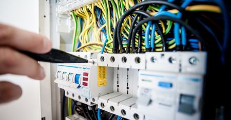 Wykrywanie awarii elektrycznych… zanim wystąpią - system NILM od MIT