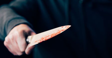 Szesnastoletni nożownik zaatakował cztery osoby! Sąd podjął decyzję