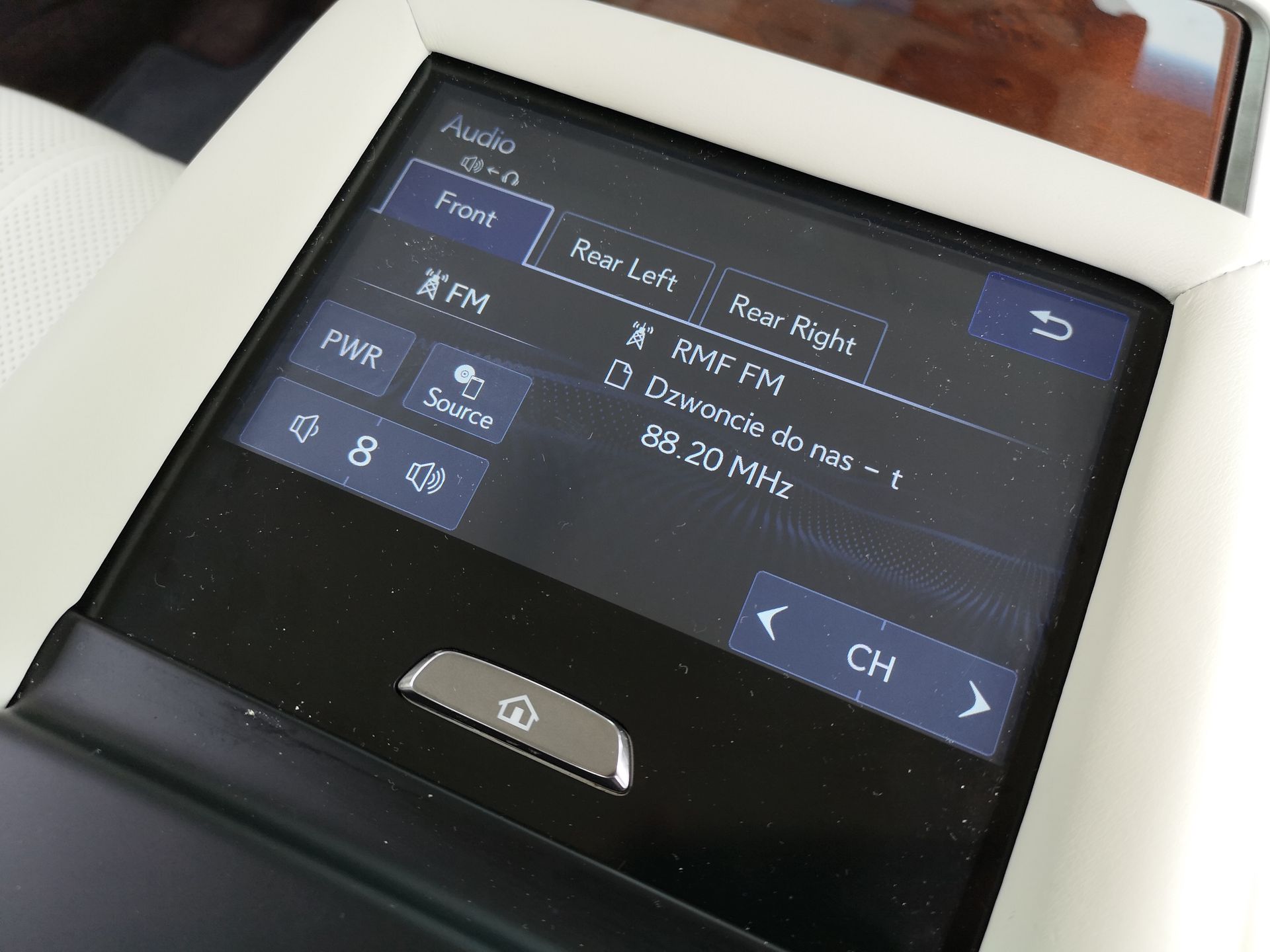 Lexus LS 500 Omotenashi: System audio Mark Levinson i sterowanie za pomocą tabletu 6