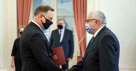 Adam Lipiński wiceprezesem NBP. Prezydent wręczył akt powołania