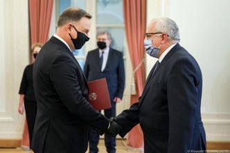 Adam Lipiński wiceprezesem NBP. Prezydent wręczył akt powołania