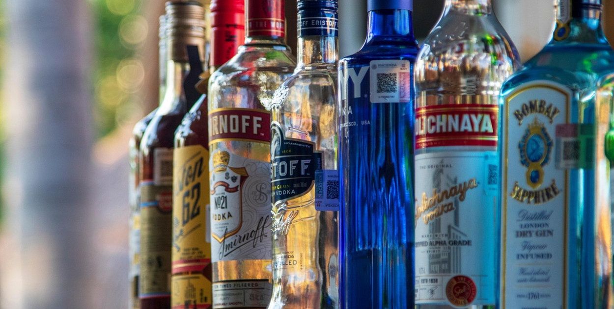 Piwo i wódka znikną ze stacji paliw? Ten pomysł znów jest na stole