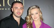 Karolina Pisarek cała w fioletach. W dłoni torebka za 20 tys. zł