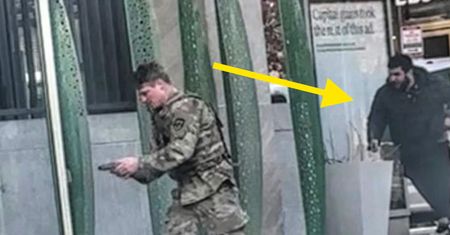 Strzelał do żołnierzy na ulicy. W domu grał w Call of Duty