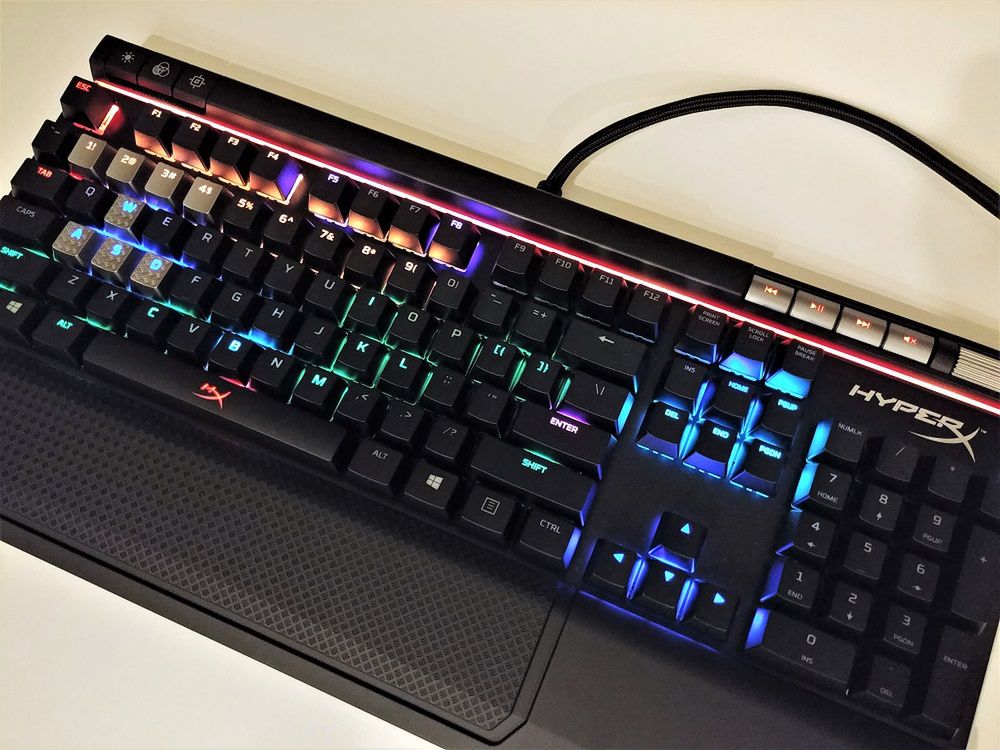 HyperX Alloy Elite RGB – test podświetlanej klawiatury z najwyższej półki 10