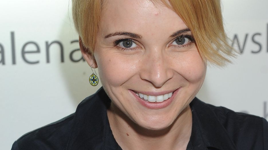 Anna Dziewit-Meller jest dziennikarką, autorką, a prywatnie mamą 2 dzieci