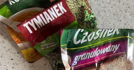 Gdzie wyrzucić opakowania po przyprawach? Błąd jest nagminny
