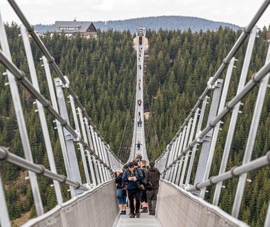 Najdłuższy most wiszący na świecie. Sky Bridge ma już rok