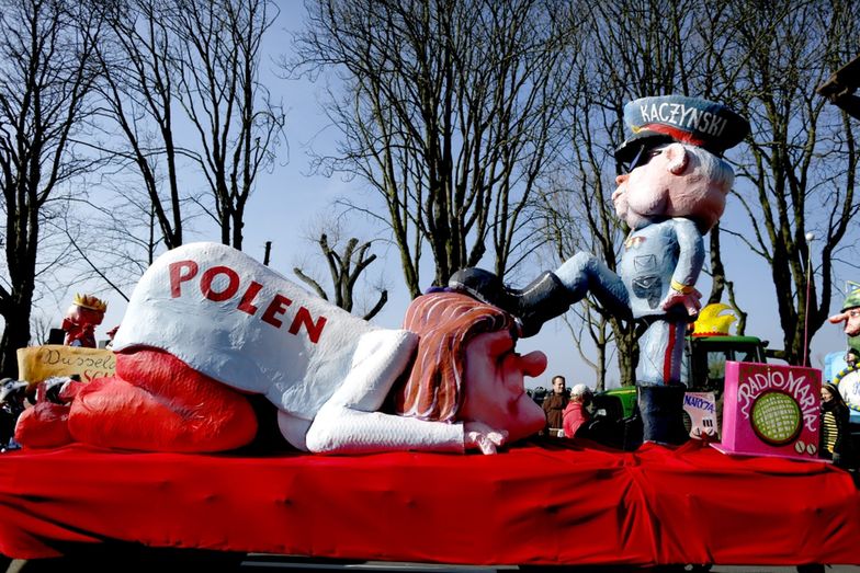 Niemiecka karykatura Kaczyńskiego znów na paradzie