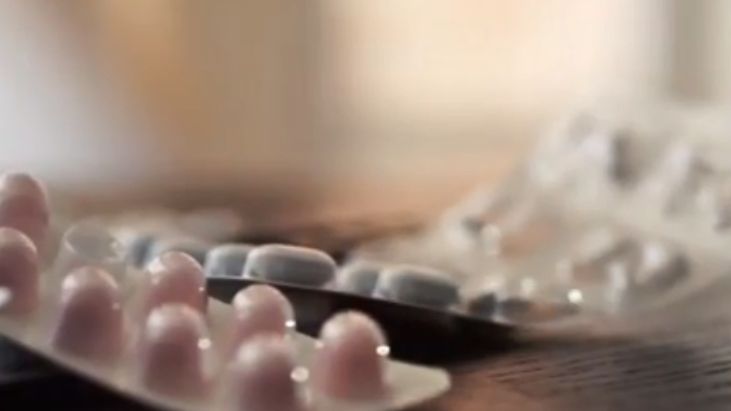 Niektórych tabletek nie należy dzielić na pół 