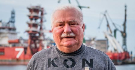 Piotr Ikonowicz nowym RPO? Lecha Wałęsa: "Ma moje poparcie"