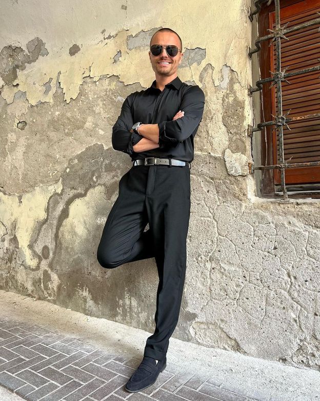 Marcin Hakiel wybrał się na wernisaż z tajemniczą kobietą. Wiemy, kim jest nowa sympatia tancerza