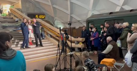 Relacja Mateusza Lachowskiego z Charkowa daje nadzieję. Trafił na koncert w metrze