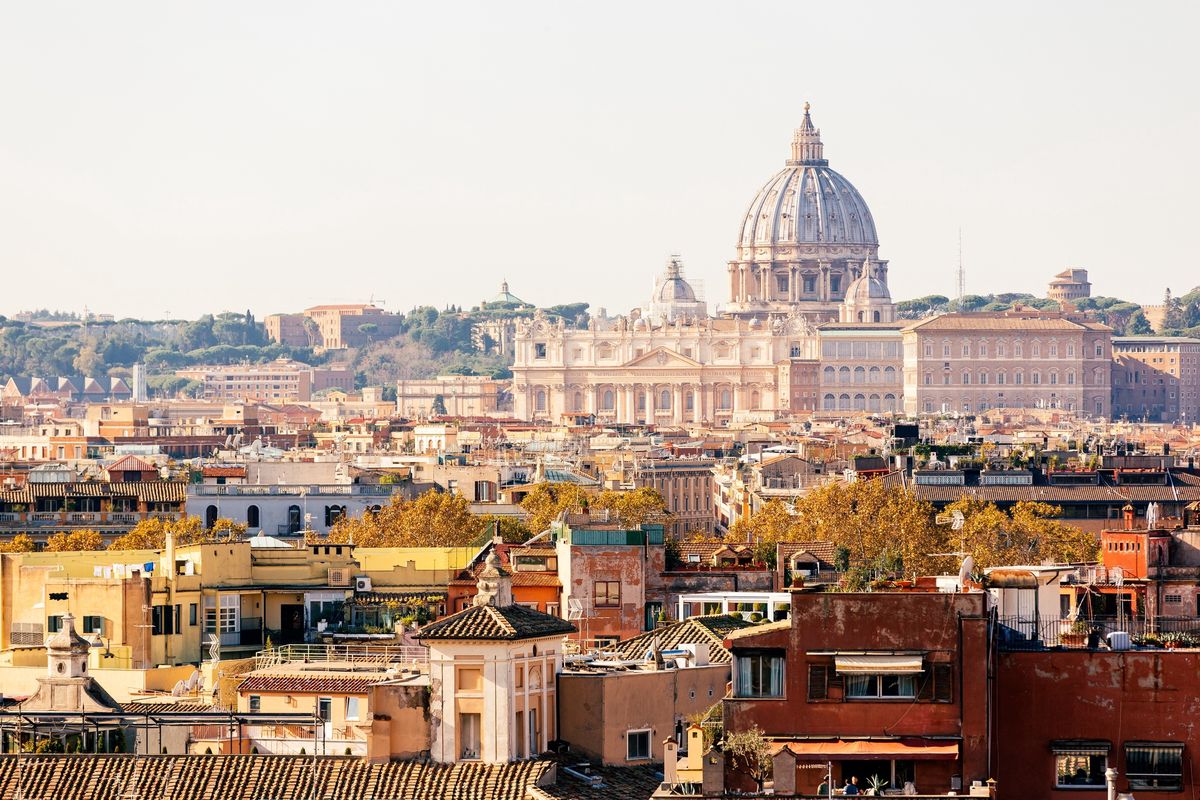 Włochy: Rzym jest gotowy na przyjęcie turystów. "Czekamy na was z otwartymi ramionami"