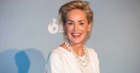 Sharon Stone przyjęła szczepionkę na koronawirusa. "Łatwo było umówić się na wizytę"