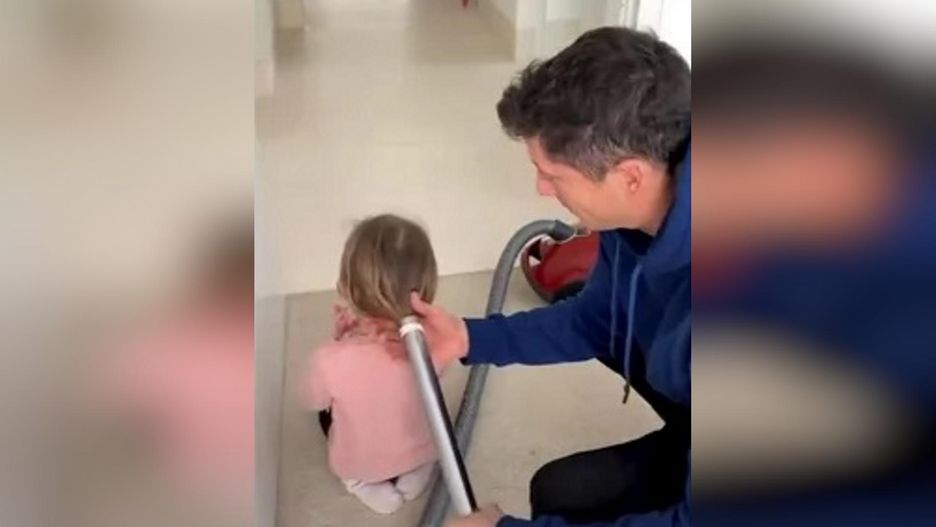 Lewandowski czesze córkę... odkurzaczem! Musicie zobaczyć ten filmik!